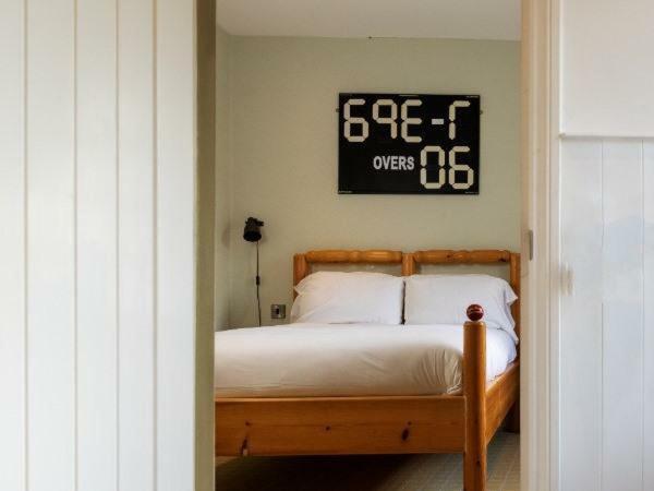 Bed and Breakfast The Craven Heifer Addingham Екстер'єр фото